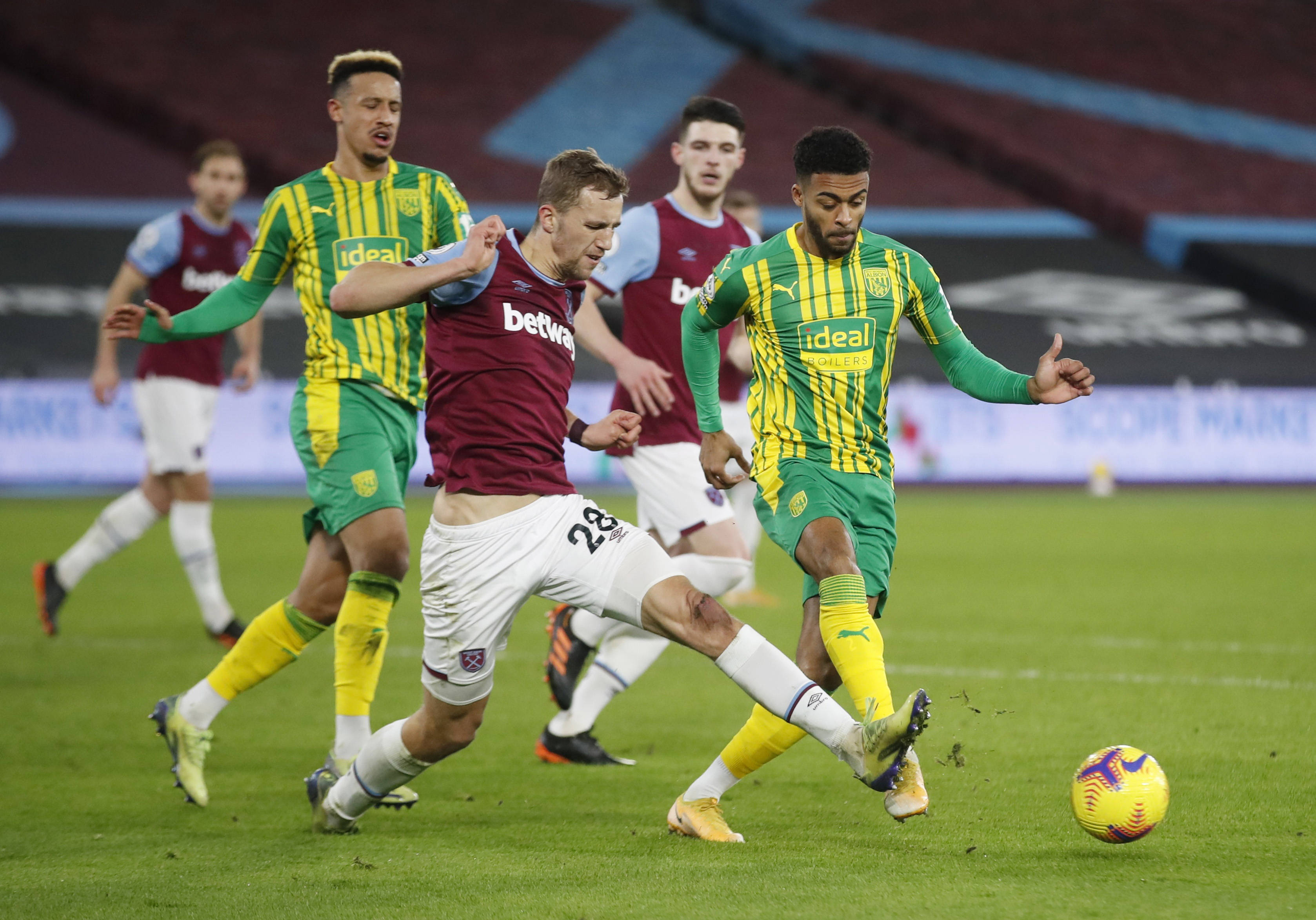 球队始终坚 球队始终坚